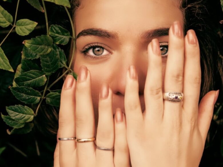 Как подобрать кольца под разные типы женских пальцев