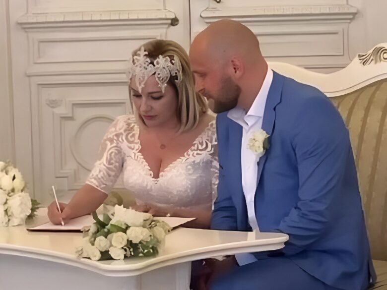 Невеста в белом платье прятала живот, жених сиял от счастья: как прошла свадьба Татьяны Булановой и молодого бизнесмена