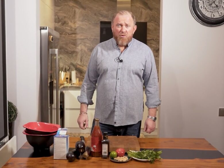 Салат из хрустящих баклажанов: удивительно простой рецепт с фото от шефа Ивлева