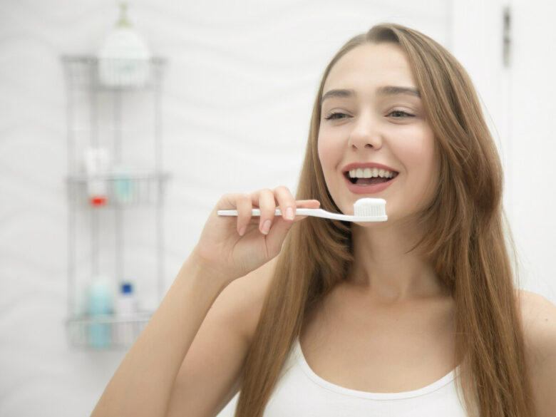 Чем чистили зубы наши предки