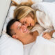 Как сон в одной постели может спасти жизнь и брак