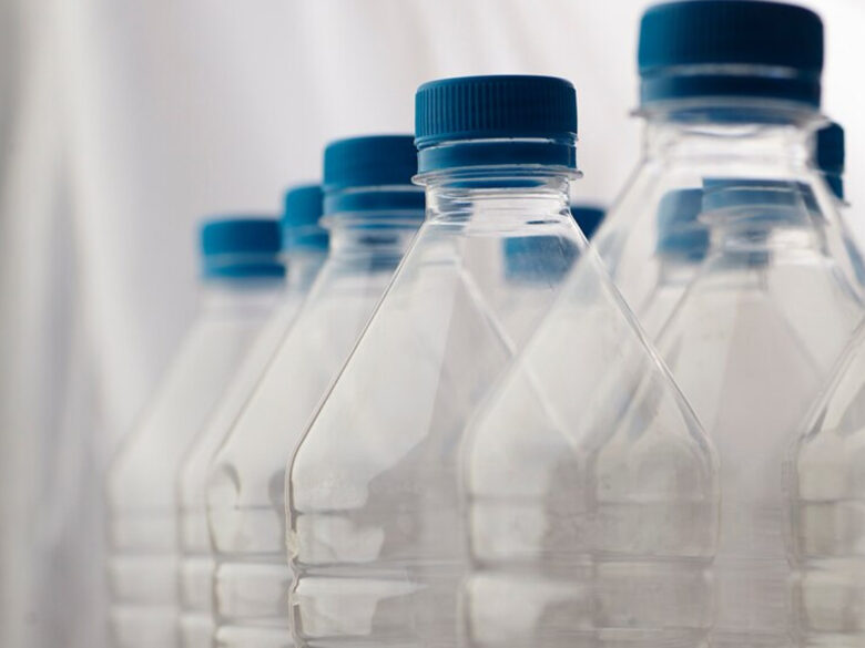 5 идей, что можно сделать для дома и дачи из пластиковых бутылок