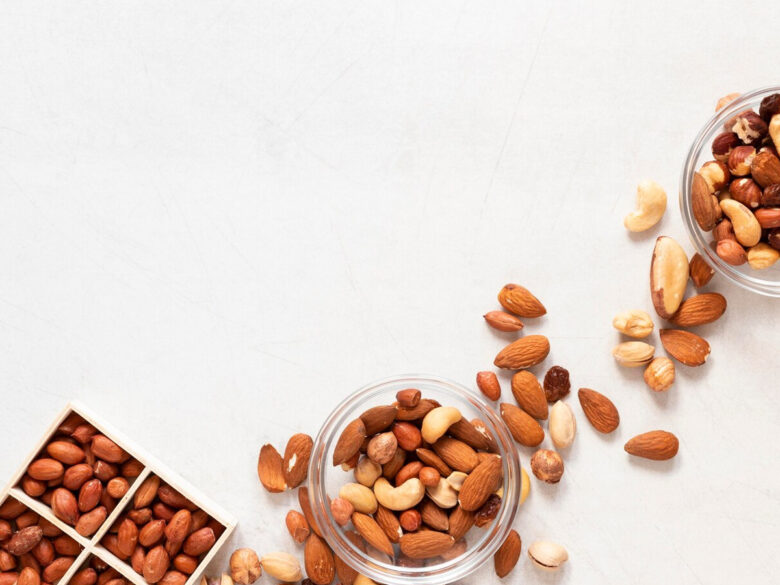 Жареные, сушеные, вкусные: Как готовят орехи и почему это важно
