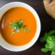 Пять рецептов холодных супов на лето для тех, кому надоела окрошка