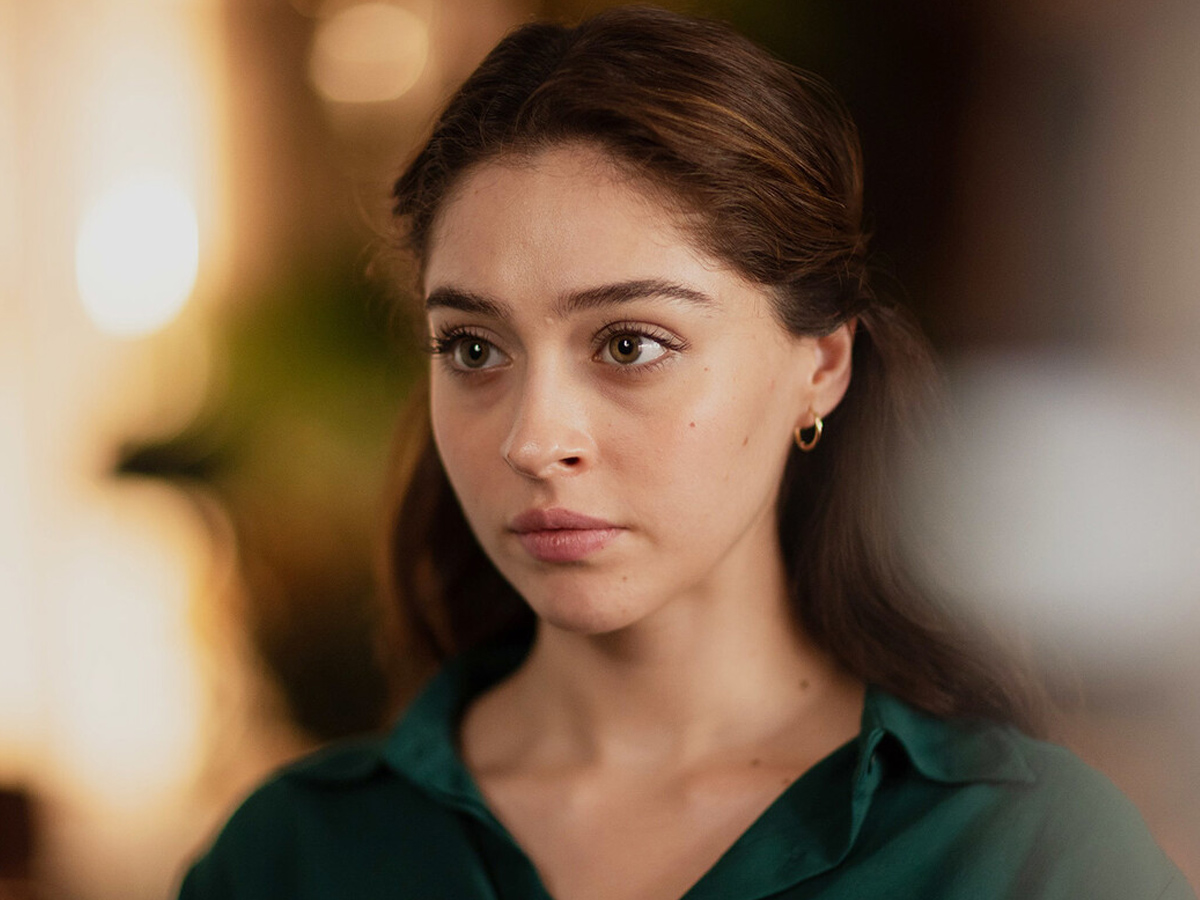 Орыс сөйлеп отырып мастурбация жасайды