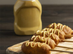 Сосиски с горчицей